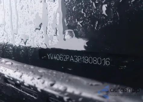 2023 Volvo Xc90 B6 Ultimate 7-Seater z USA, uszkodzony, nr VIN YV4062PA3P1908016